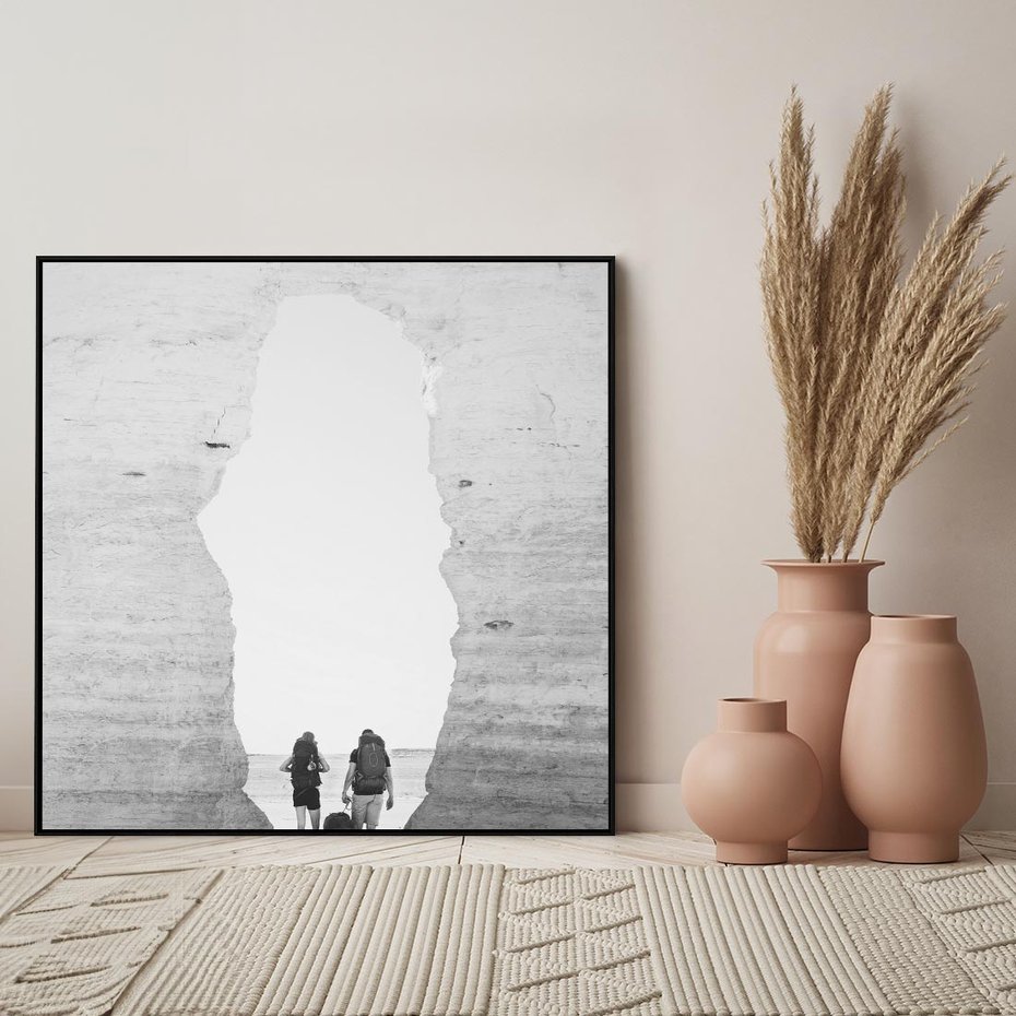 Obraz w ramie 50x50 - Podróżna Eksploracja - Echa Przygody - rama czarna