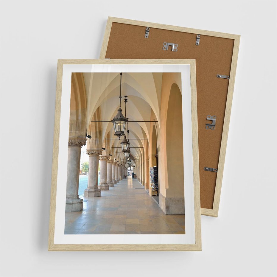 Plakat w ramie 50x70 - Uliczka w perspektywie czasu - uliczka, perspektywa - rama drewno