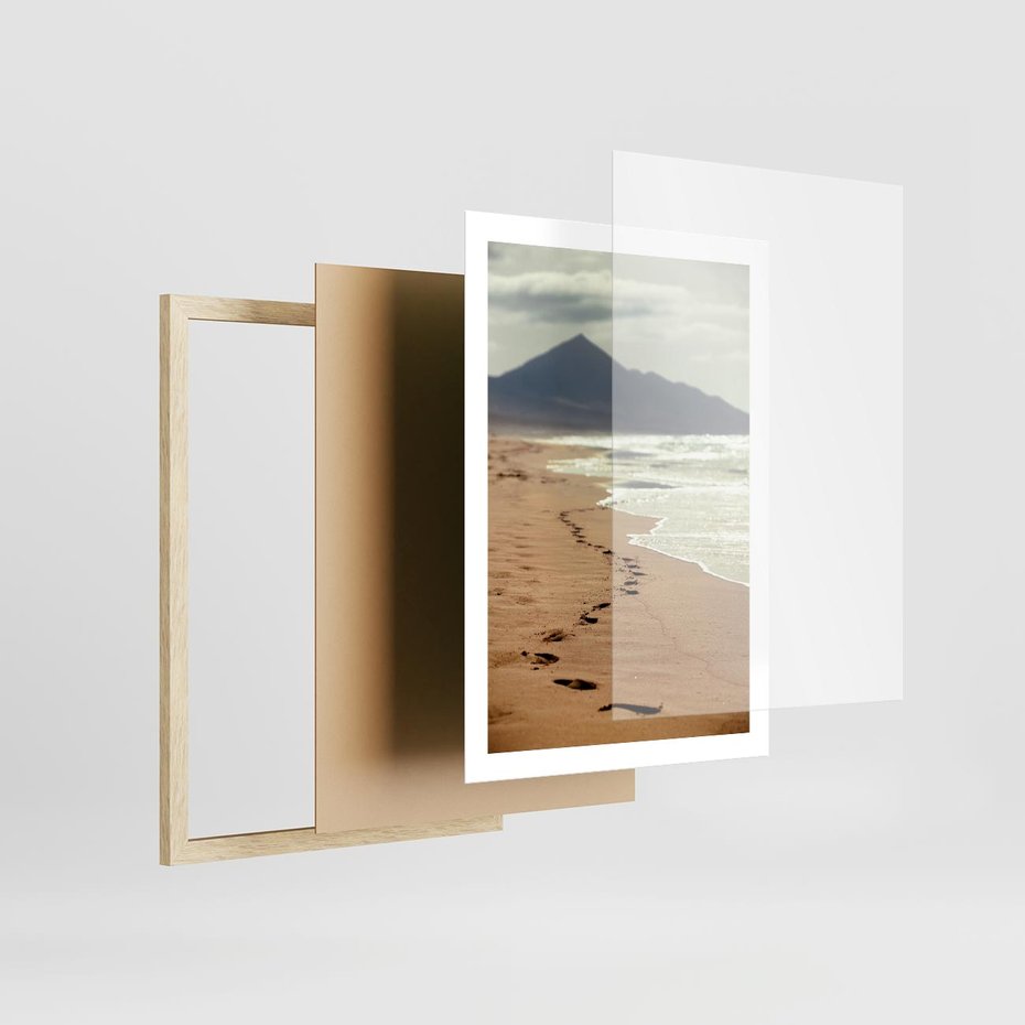 Plakat w ramie 50x70 - Ślady stóp na plaży - plaża, ślady - rama drewno