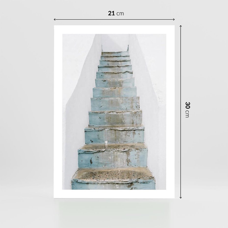 Plakat bez ramy 21x30 - Niebieskie Schody Santorini - stare kamienne schody, niebieskie schody