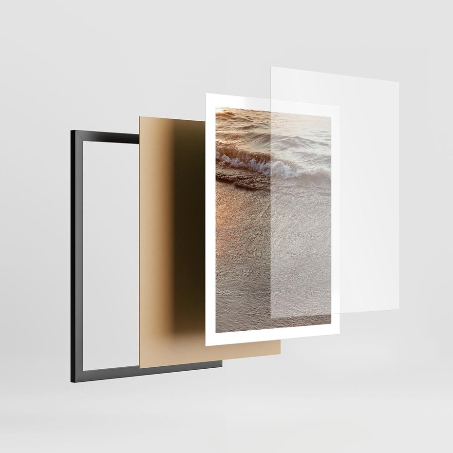 Plakat w ramie 50x70 - Spokój Morza: Fale na Plaży - fale, morze - rama czarna