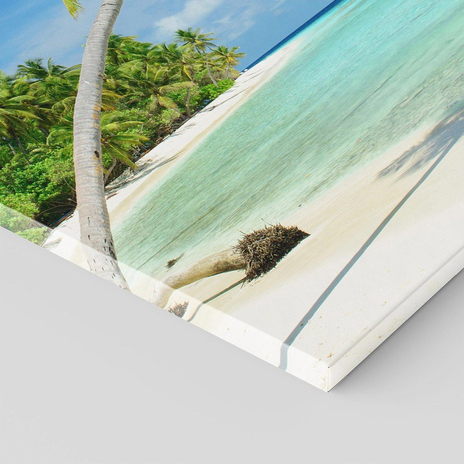 Obraz na płótnie 70x100 - Raj na Malediwach: plaża, morze i palmy - Malediwy, plaża