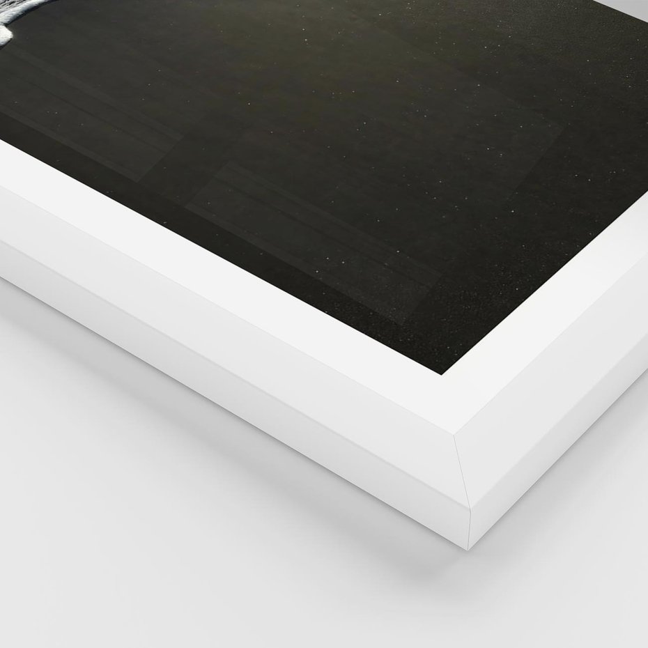 Plakat w ramie 50x70 - Morskie Fale na Plaży - plaża, morskie fale omywają piasek - rama biała