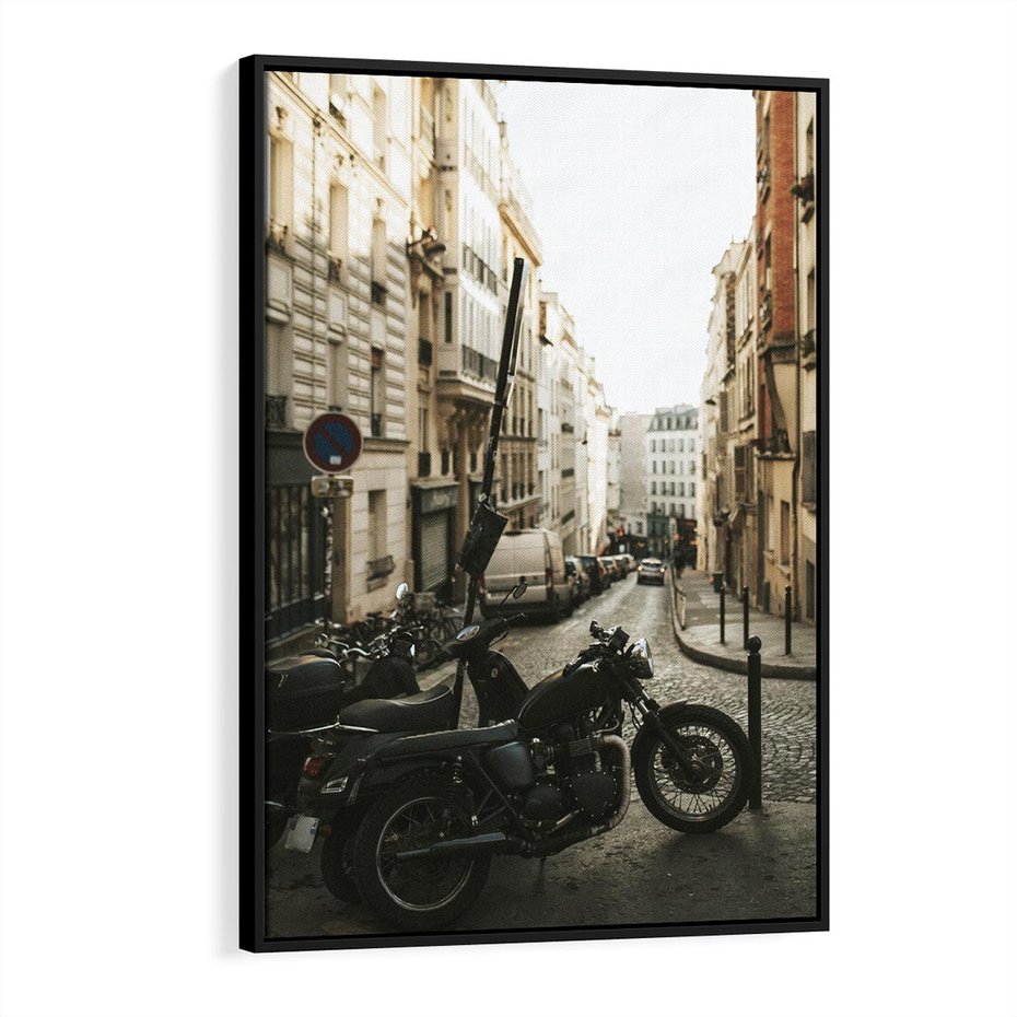 Obraz w ramie 70x100 - Ducha Przygody - motor, uliczka - rama czarna