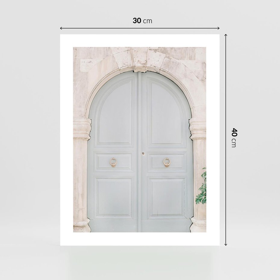Plakat bez ramy 30x40 - Błękitne Drzwi Kamienicy: Urok Historii - stare piękne drzwi do kamienicy, błękitne drzwi