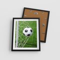 Plakat w ramie 40x50 - Namiętność Piłki i Gola - piłka nożna, gol - rama czarna