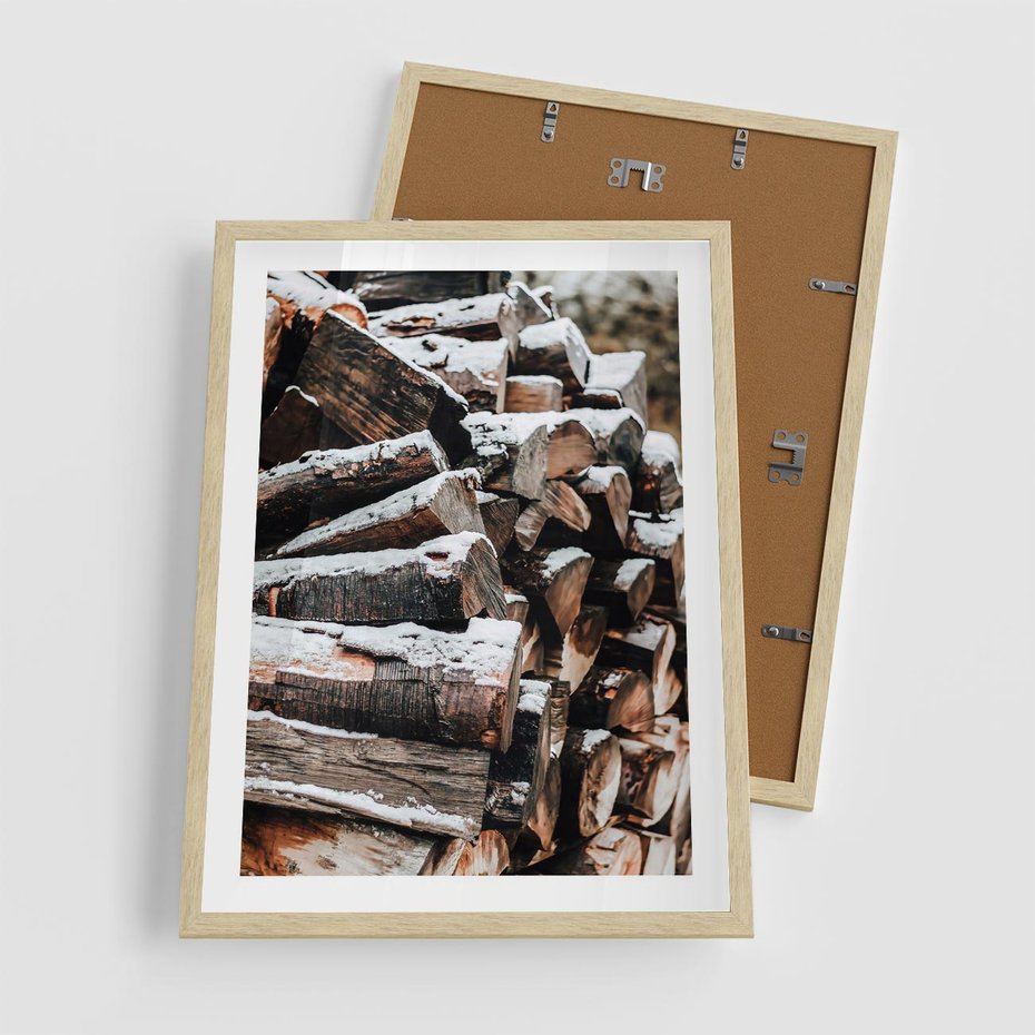 Plakat w ramie 50x70 - Zimowa Drewniana Idylla - drewno, kłody - rama drewno