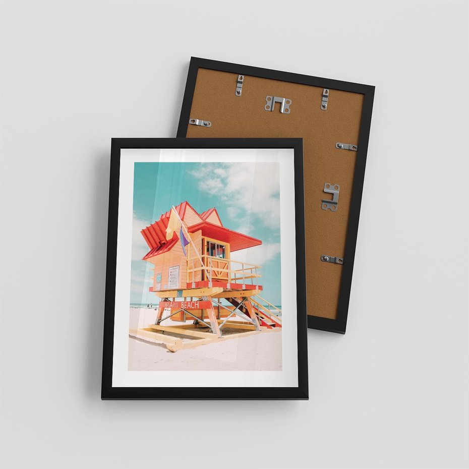 Plakat w ramie 30x40 - Rajski Widok - plaża miami, domek ratownika - rama czarna