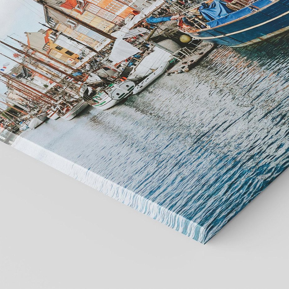 Obraz na płótnie 80x120 - Wibracje Miejskiego Klimatu - Dania, Kopehaga