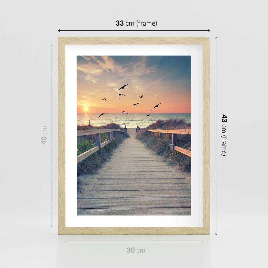 Plakat w ramie 30x40 - Sielanka nad brzegiem - plaża, pomost - rama drewno