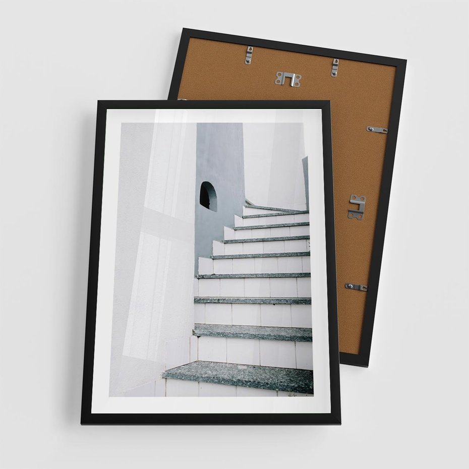 Plakat w ramie 50x70 - Schody ku Urokowi Wyspy - schody, santorini - rama czarna