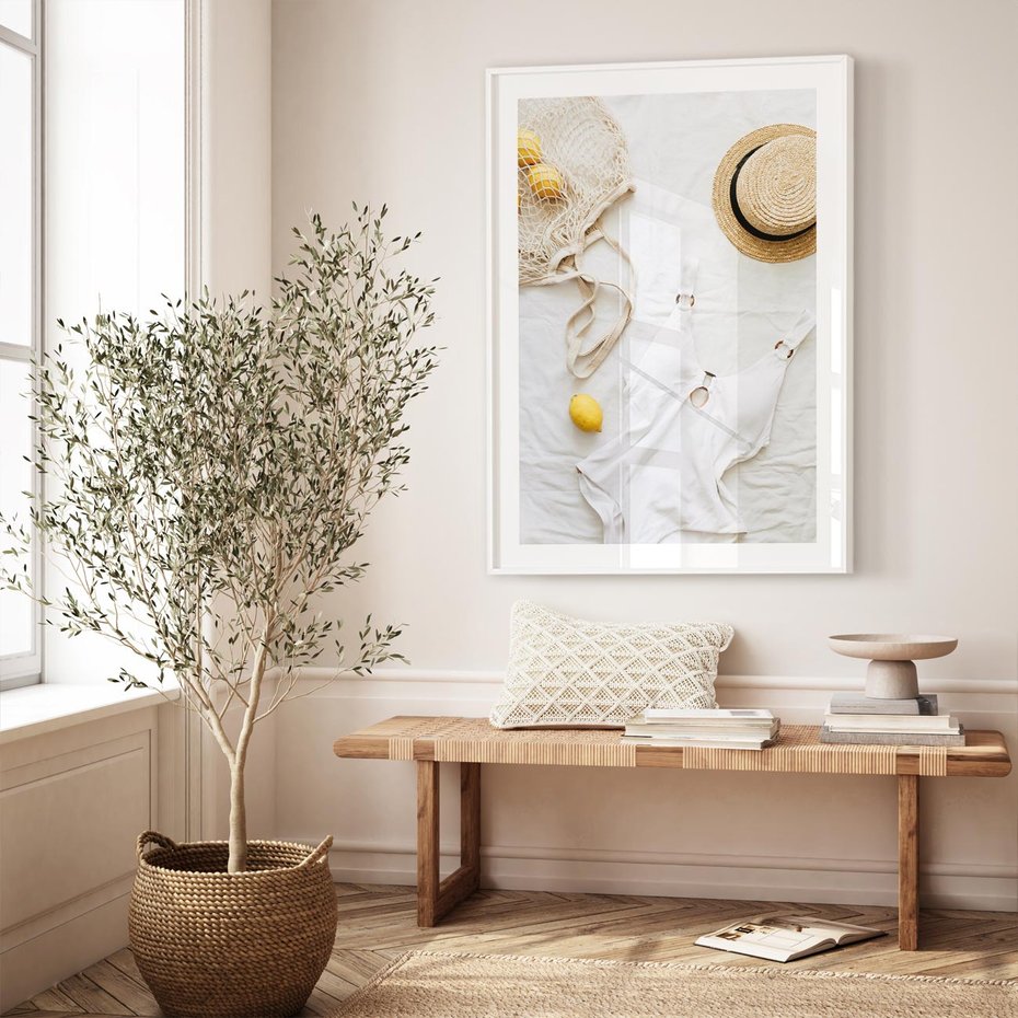 Plakat w ramie 40x50 - Moda na Wakacje: Cytrynowy Urok - kompozycja letnia, fashion - rama biała