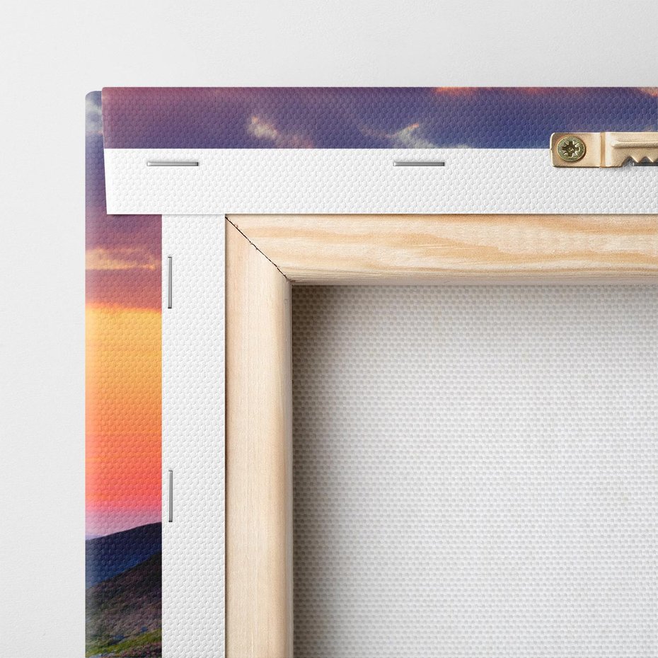 Obraz na płótnie 50x70 - Górski Zachód - góry, łąka