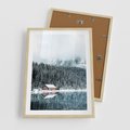 Plakat w ramie 50x70 - Biały Domek - domek w górach, zima - rama drewno