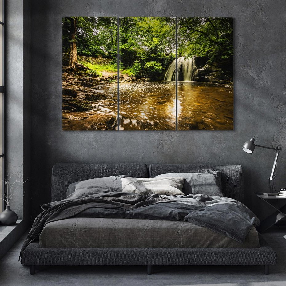 Obraz na płótnie 120x80 - Magia wodospadu w lesie - wodospad, las