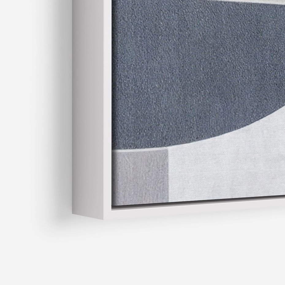 Obraz w ramie 80x120 - Odbicie wschodzącego jutra - graficzne kształty, geometria - rama biała