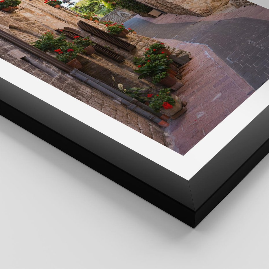 Plakat w ramie 30x40 - Miłość na Romantycznej Uliczce - romantyczna, uliczka - rama czarna