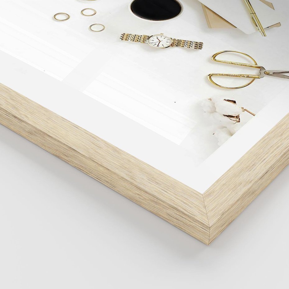 Plakat w ramie 50x70 - Luksusowy Lifestyle - kompozycja lifestyle, fotografia - rama drewno