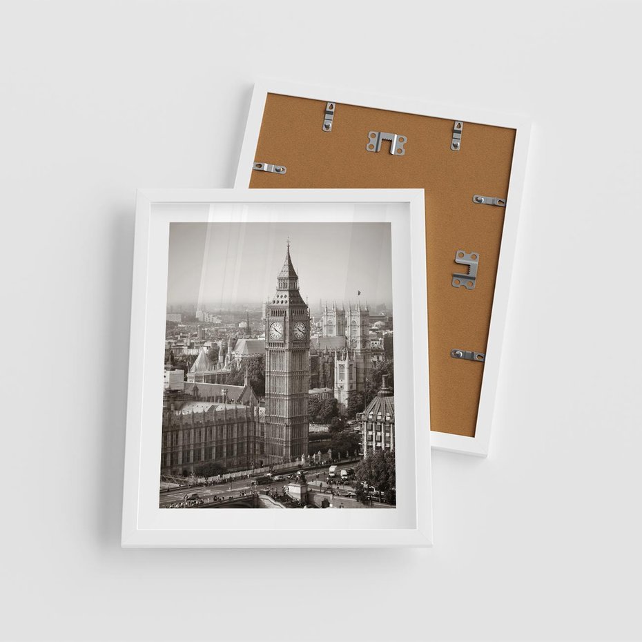 Plakat w ramie 40x50 - Magiczna esencja Londynu: Big Ben i miasto - Big Ben, Londyn - rama biała