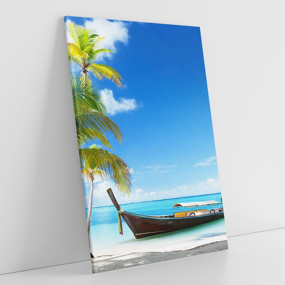 Obraz na płótnie 80x120 - Sielska plaża z łodzią na morzu - plaża, morze