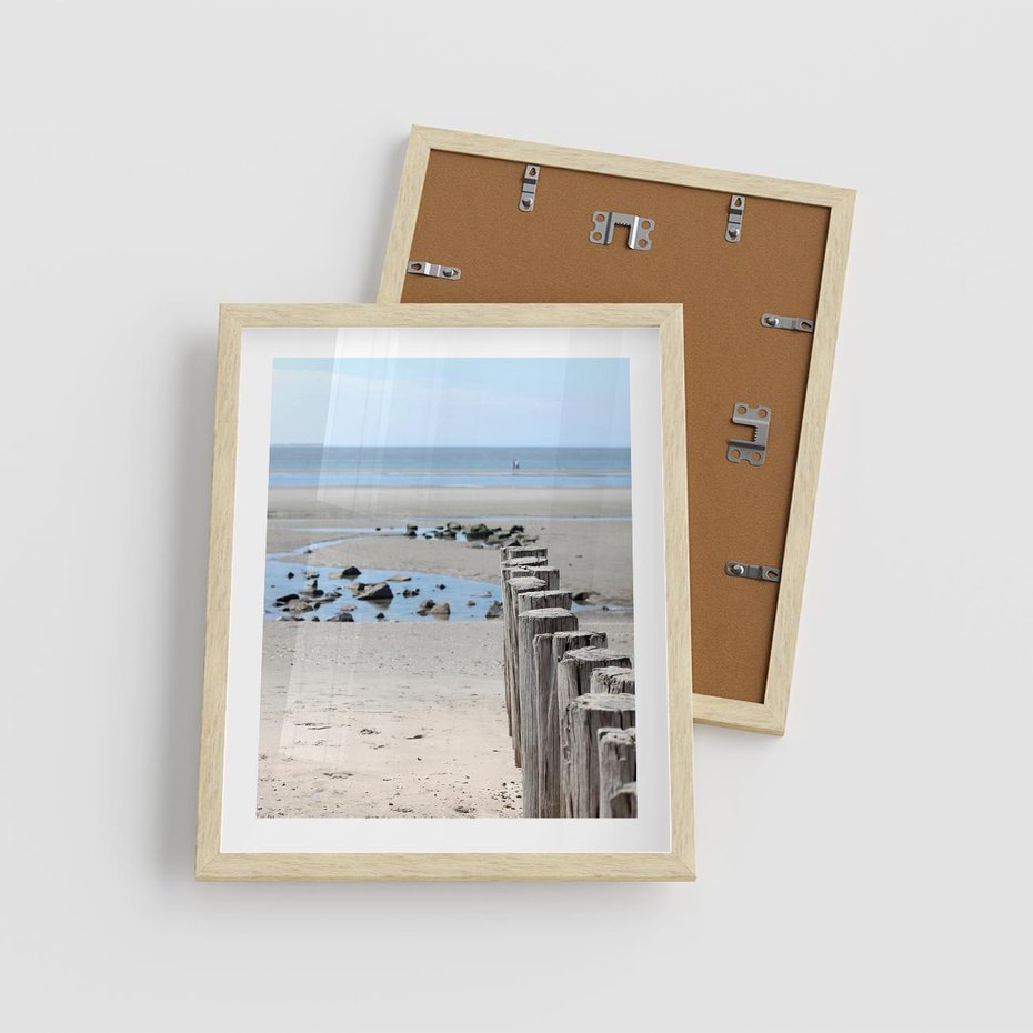 Plakat w ramie 40x50 - Fale na falochronie nad morzem - morze, falochron - rama drewno