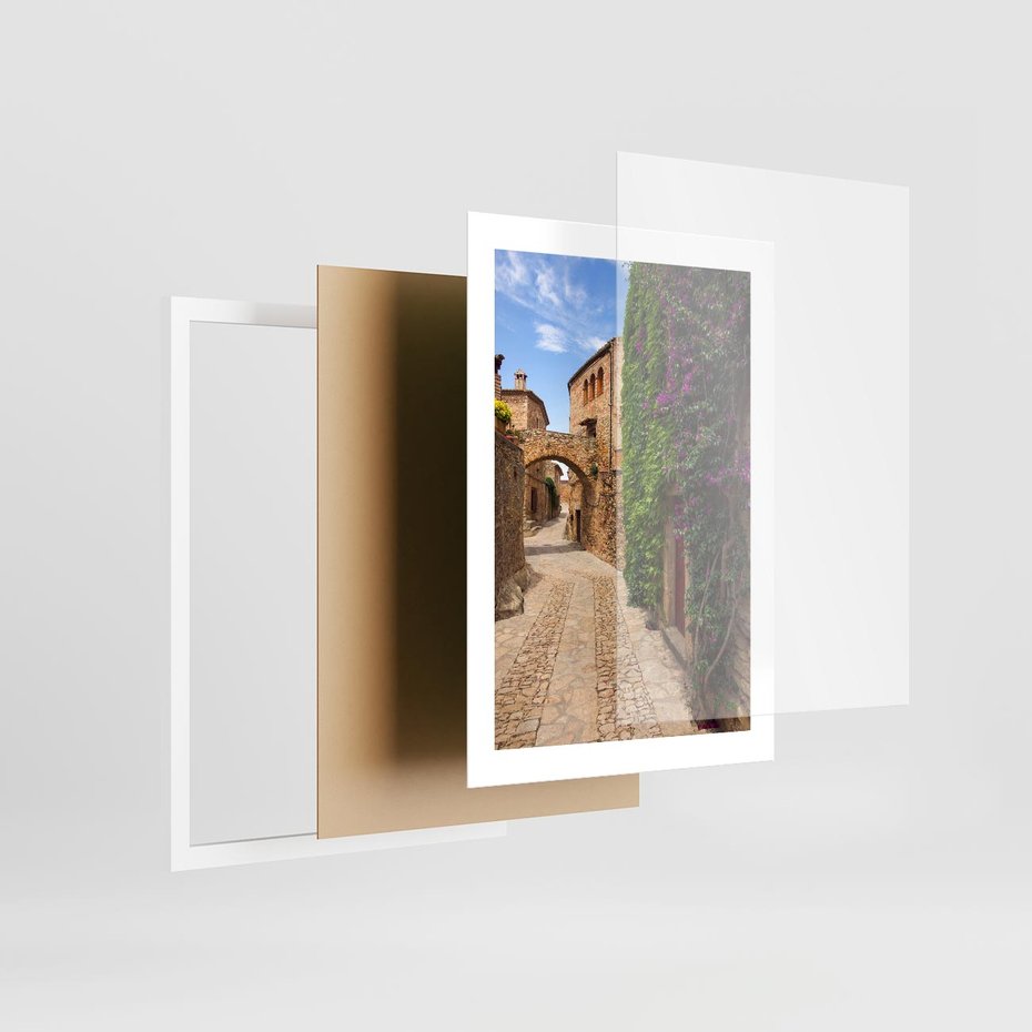 Plakat w ramie 30x40 - Uliczka pełna perspektywy i tajemnicy - uliczka, perspektywa - rama biała