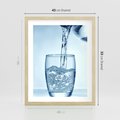 Plakat w ramie 40x50 - Chłodząca szklanka wody - szklanka, wody - rama drewno