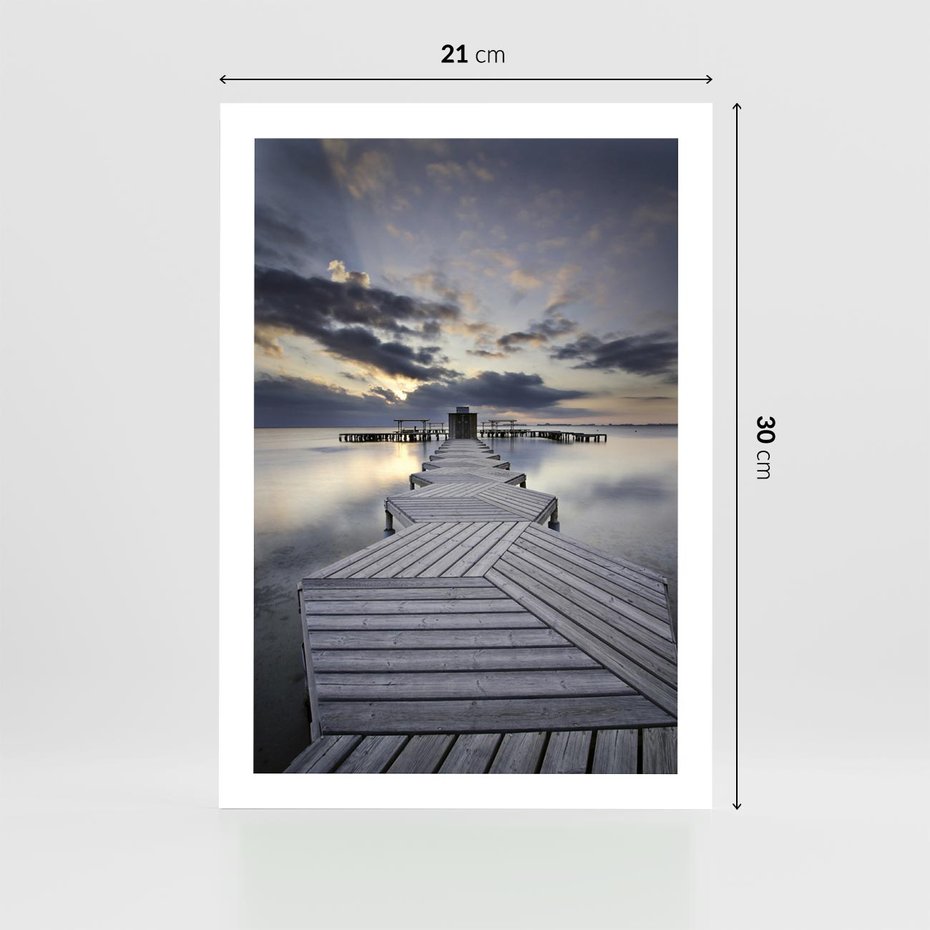 Plakat bez ramy 21x30 - Spokój nad Jeziorem - pomost, jezioro