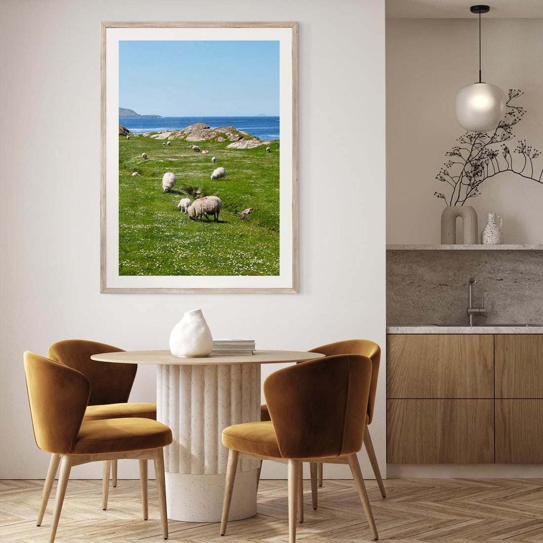 Plakat w ramie 40x50 - Górskie Owce - góry, owce - rama drewno