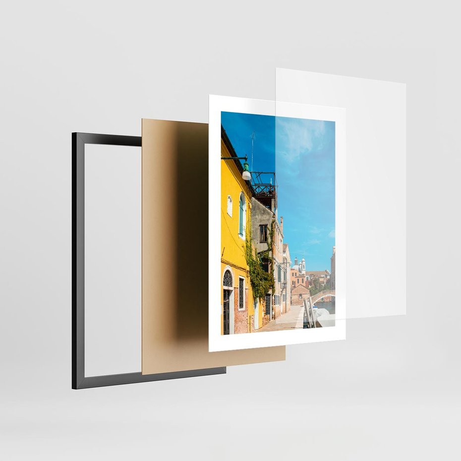 Plakat w ramie 30x40 - Przechadzka w Sercu Miasta - uliczka, perspektywa - rama czarna