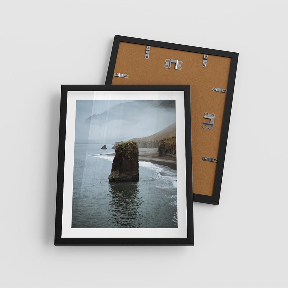 Plakat w ramie 40x50 - Mistyczna Aura - morze, mgła - rama czarna