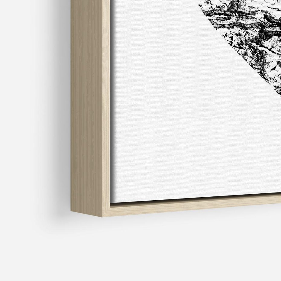 Obraz w ramie 80x80 - Drzewo Serca - czarne serce, tekstura jak kora drzewa - rama drewno