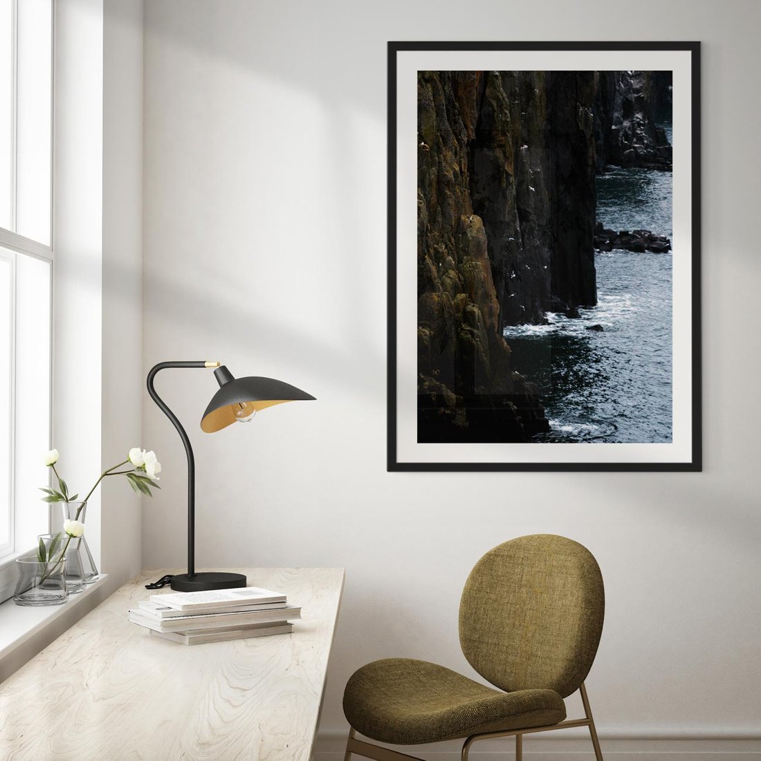 Plakat w ramie 40x50 - Piękno norweskich krajobrazów - fiordy, morze - rama czarna