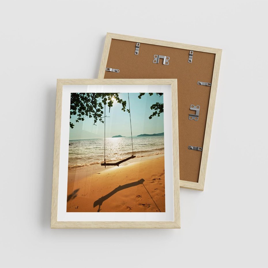 Plakat w ramie 40x50 - Tropikalna plaża i huśtawka - plaża, tropiki - rama drewno