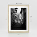 Plakat w ramie 30x40 - Ukryta Uliczka - czarno białe zdjęcie, schody - rama drewno
