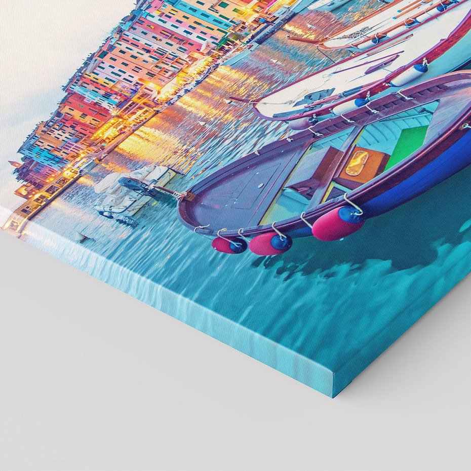 Obraz na płótnie 80x80 - Tańczące kolory zachodu - nadmorskie kolorowe miast, kolorowe budynki na brzegu