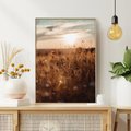 Obraz w ramie 80x120 - Zachwyt zachodem słońca na łące - zachód, słońca - rama drewno