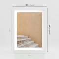 Plakat w ramie 30x40 - Schod w Beżu - schody, minimalizm - rama biała