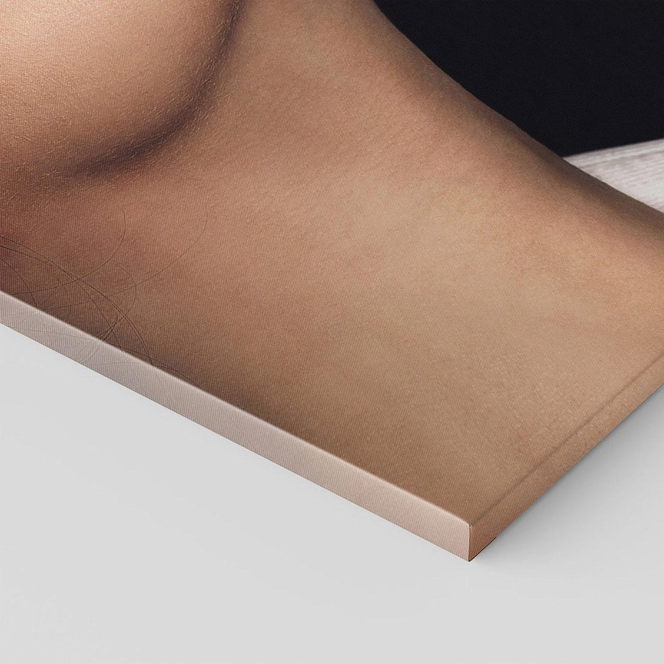 Obraz na płótnie 50x70 - Miłosne Uczucia - kobieta, pocałunek