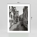 Plakat bez ramy 40x50 - Weneckie Kanały - czarno białe zdjęcie, wenecja