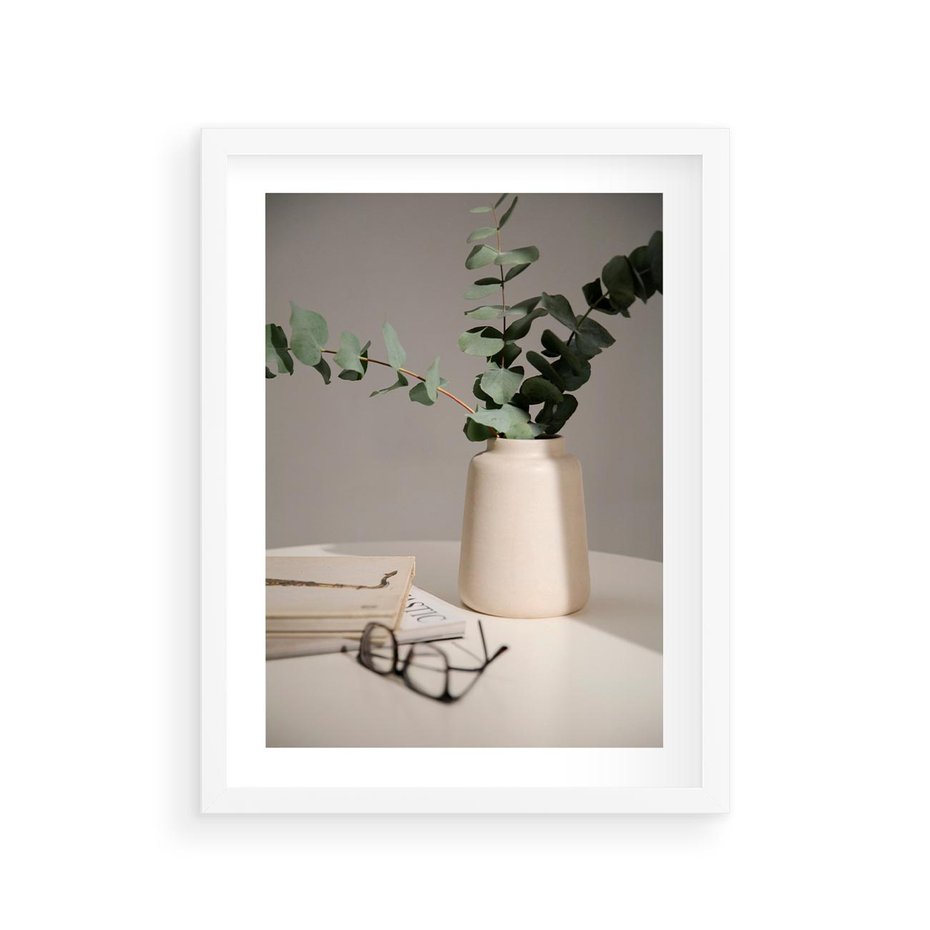 Plakat w ramie 30x40 - Eukaliptusowe liście w okularach - liście, eukaliptus - rama biała