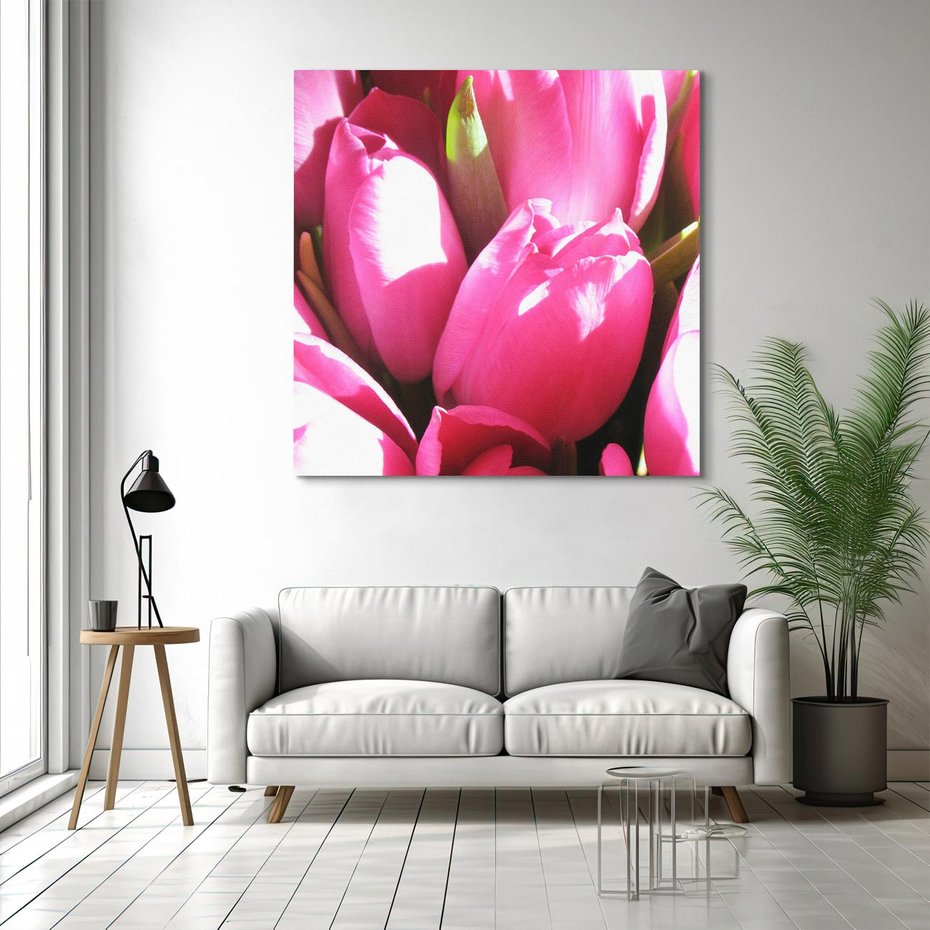 Obraz na płótnie 60x60 - Tulipany w pejzażu - tulipany, kwiaty