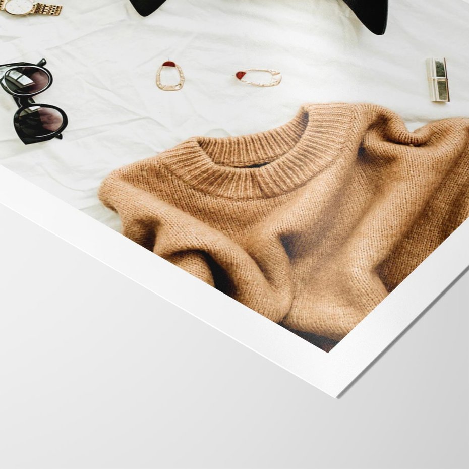 Plakat bez ramy 50x70 - Styl i Klasyka - modowa fotografia, sweter