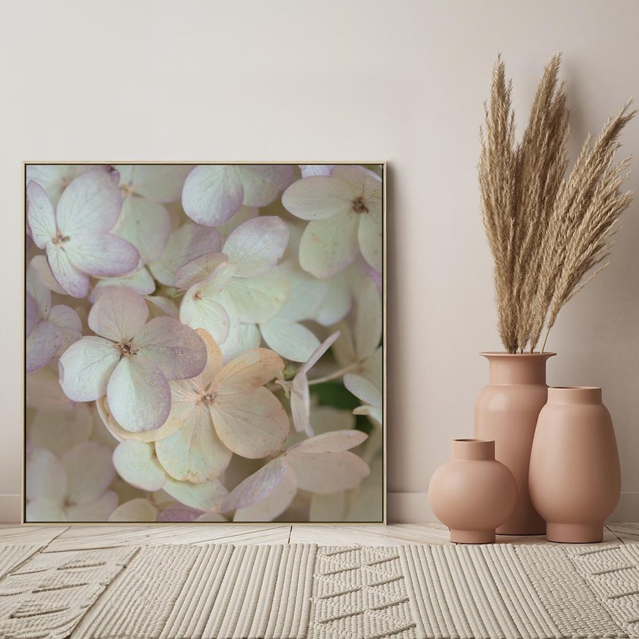 Obraz w ramie 50x50 - Kwiatowy taniec - kwiaty, hortensje - rama drewno