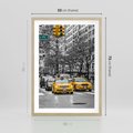 Plakat w ramie 50x70 - Taksówki w Nowym Jorku - taksówki, Nowy Jork - rama drewno
