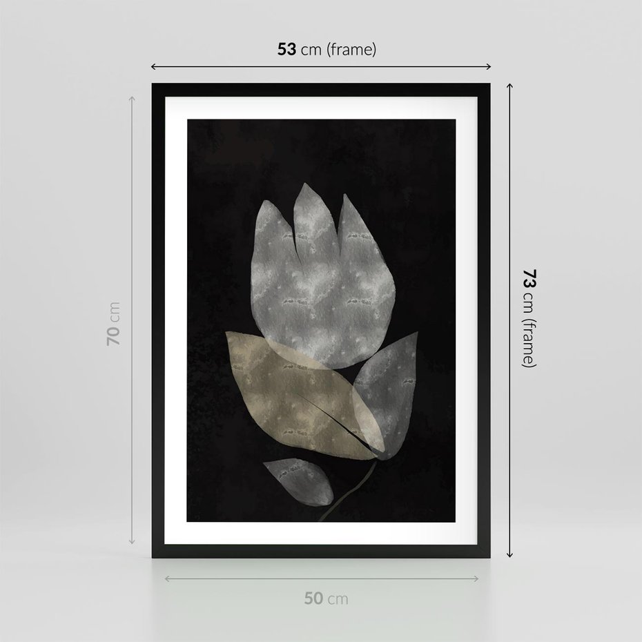 Plakat w ramie 50x70 - Nocne Uniesienia - abstrakcyjny kwiat, mroczna atmosfera - rama czarna