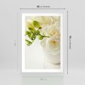 Plakat w ramie 50x70 - Subtelność białych frezji - frezja, białe - rama biała
