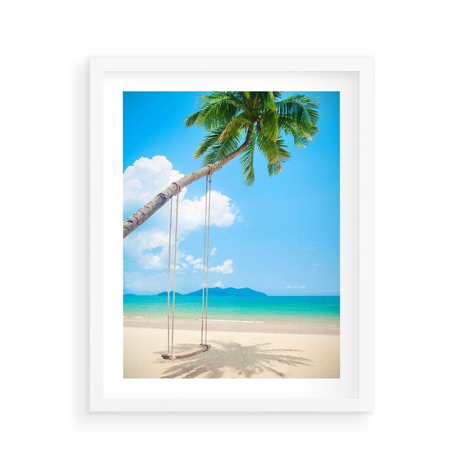 Plakat w ramie 40x50 - Hawajska palma i huśtawka na plaży - palma, huśtawka - rama biała