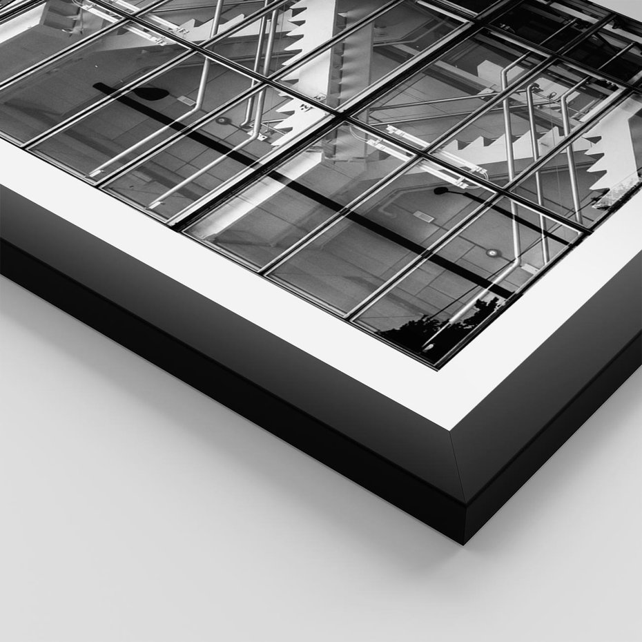 Plakat w ramie 40x50 - Schody do architektonicznej przestrzeni - schody, architektura - rama czarna