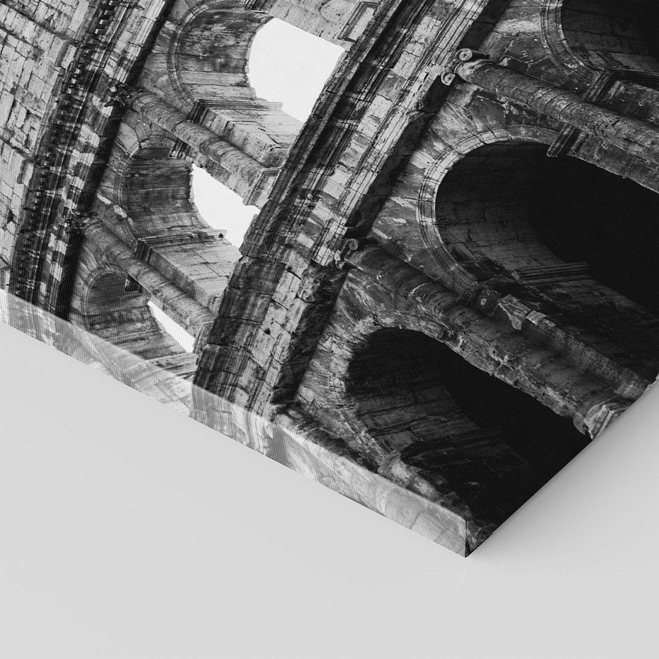 Obraz na płótnie 80x80 - Koloseum w Czarnej Bieli - antyczna architektura, koloseum